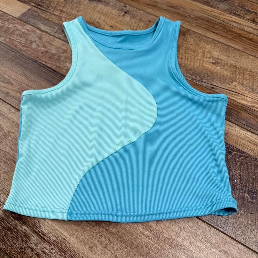 SHEIN Women's Blue Ribbed Summer Cotton Two Toned Medium Everyday Crop-top